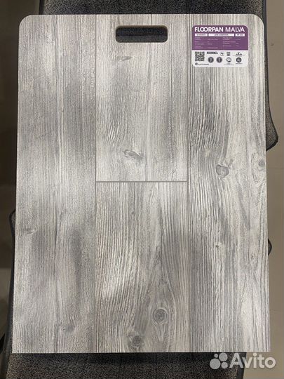 Ламинат 32 класс 8мм Новинка