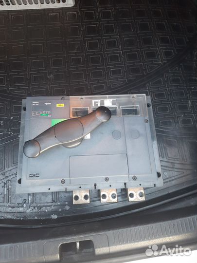 Рубильник Schneider Electric Interpact INV 1000A