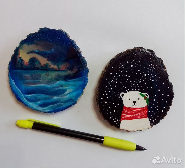 Спилы дерева, декор, мишка, пейзаж