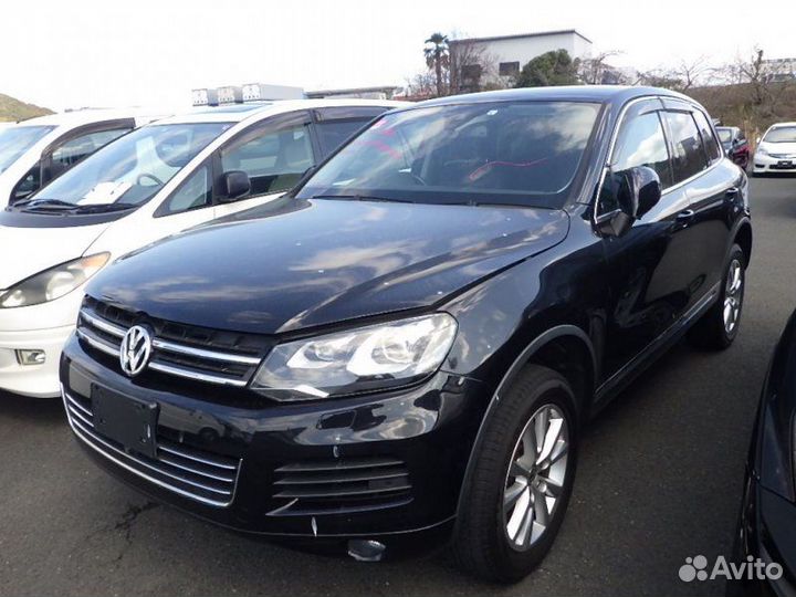 Брызговик задний правый Volkswagen Touareg 7P5 3.6