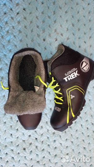 Ботинки лыжные 44 NNN