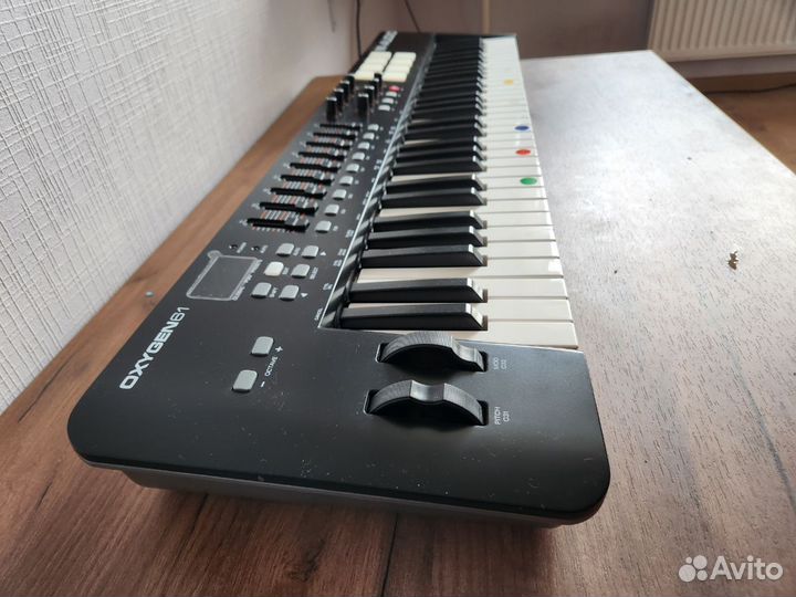 M-audio oxygen 61 MKV midi-клавиатура