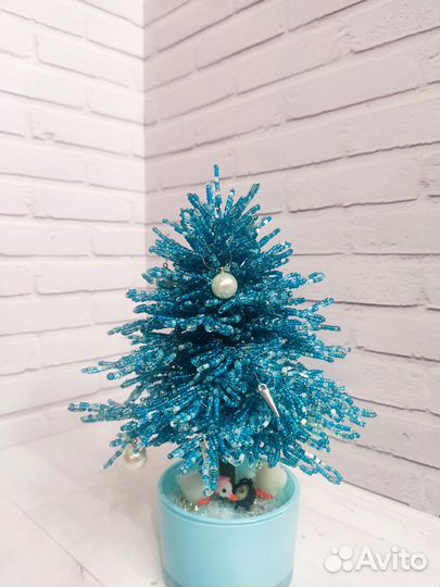 Декоративная елочка из бисера