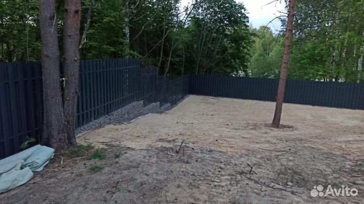 Забор металлический штакетник / Евроштакетник