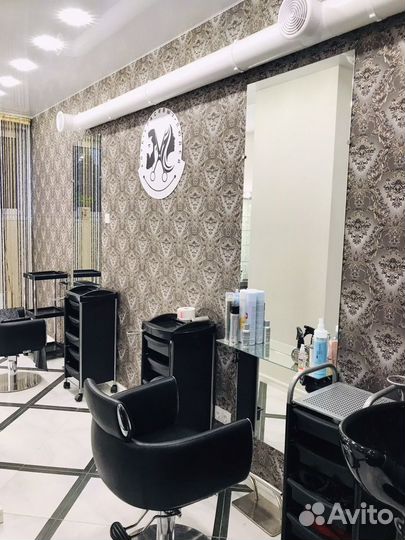 Аренда парикмахерского кресла в салоне красоты