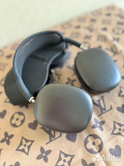 Беспроводные наушники Apple AirPods Max