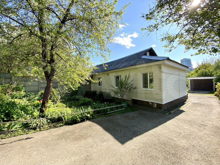 Дом 76 м² на участке 8 сот.