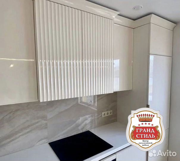 Кухня на заказ с фасадами вельвет