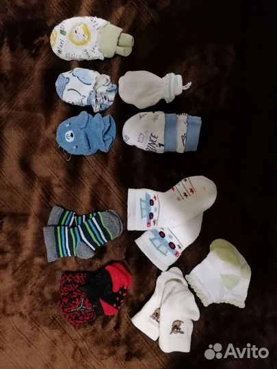 Царапки и носочки для новорожденных