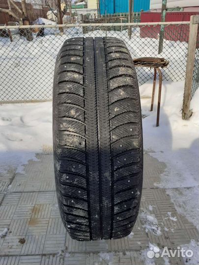 205 65 нордман 1 шт 205 75 кама шиповка 4шт