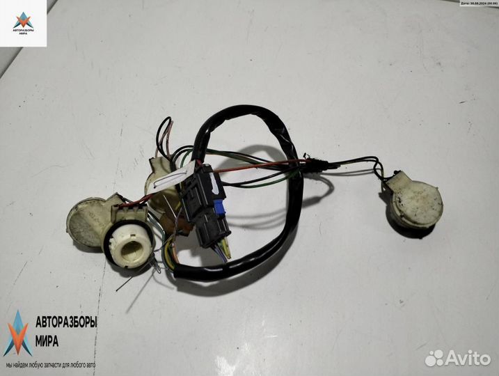 Патрон лампы фонаря Peugeot 807 2004