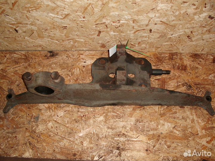 Кронштейн пневмоподвески задний правый DAF 1368263