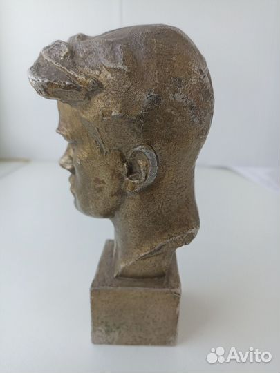 Бюст маяковский СССР