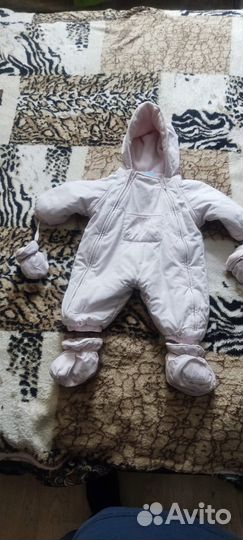 Продам комбинезон на девочку