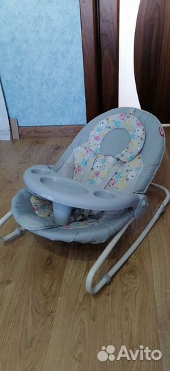 Шезлонг детский