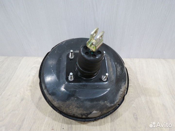 Вакуумный усилитель тормоза Kia Rio 3