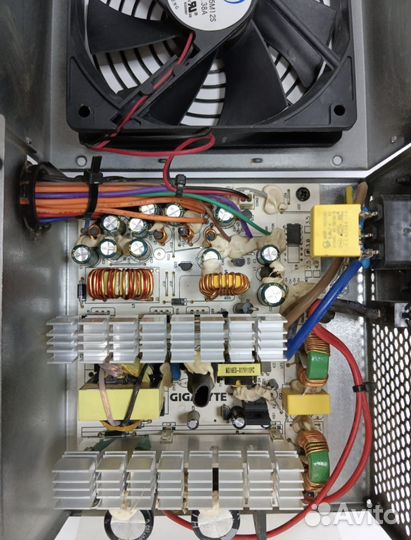 Блок питания ATX Gigabyte 400 Вт