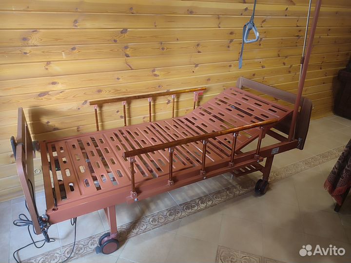 Медицинская кровать с электроприводом Med-Mos