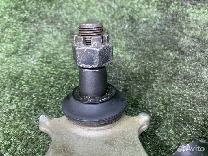 Рычаг isuzu bighorn UBS26GW L F D 1998 Перед / Пер