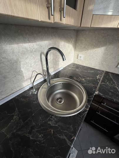 Кухня угловая маленькая бу