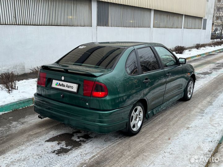 Volkswagen Polo 1.6 МТ, 1996, 179 000 км