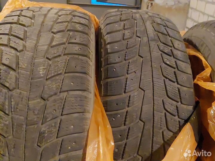 Michelin Latitude X-Ice North 235/65 R17