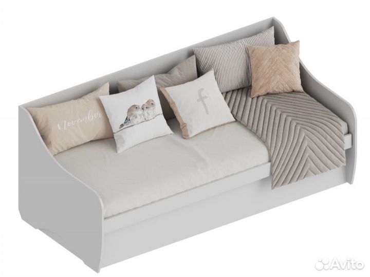 Кровать односпальная с матрасом