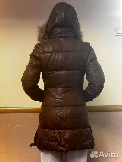 Продам кожаный пуховик Parajumpers Lоng женский
