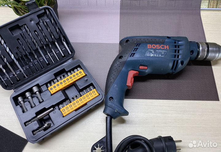 Ударная дрель bosch 600Вт Оригинал + Набор Свёрл