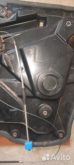 Стеклоподъемный механизм Nissan X-Trail