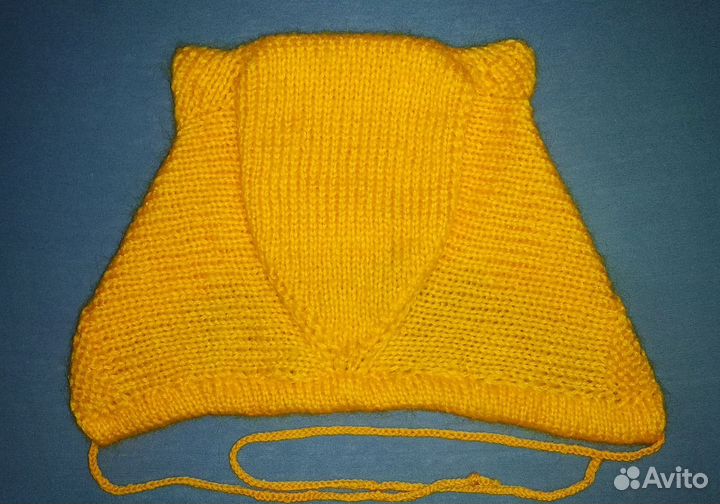 Шапка вязаная с ушками
