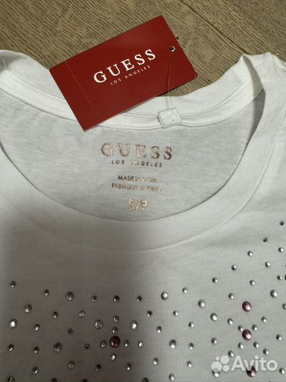 Новая футболка Guess s