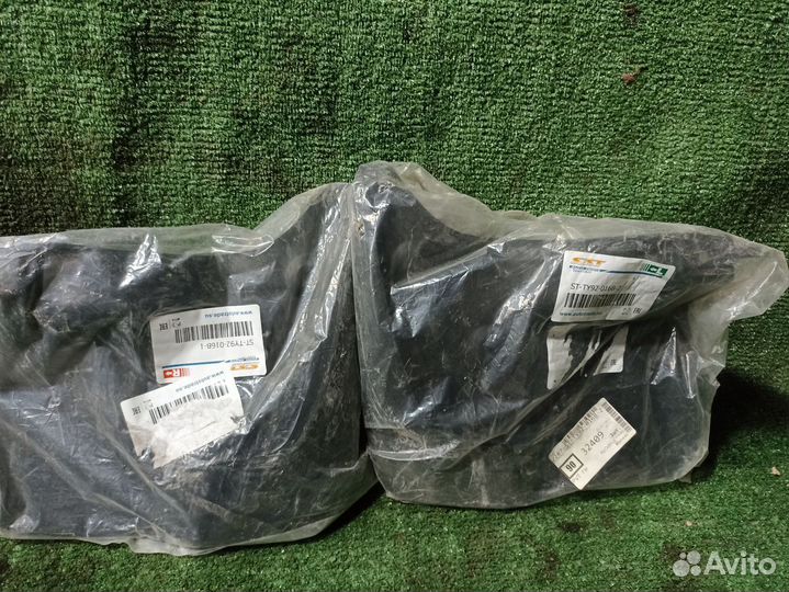 Брызговик Toyota Land Cruiser 200 (2007—2012)