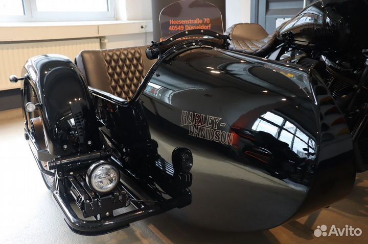 Harley-Davidson Street Glide ST 117 sidecar