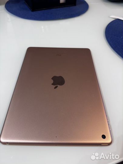 iPad 6 поколения 32gb розовое золото wifi