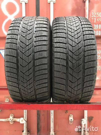 Pirelli Winter Sottozero 3 235/40 R19 96V