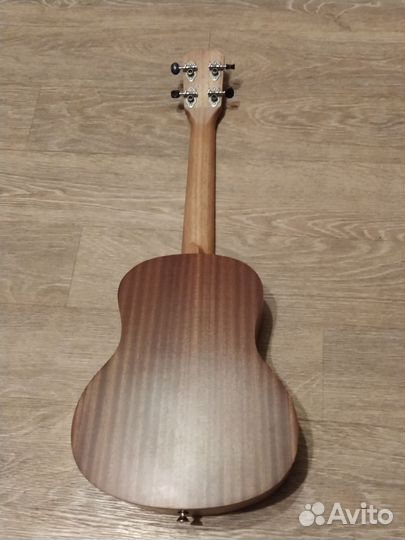Укулеле Flight NUT 310