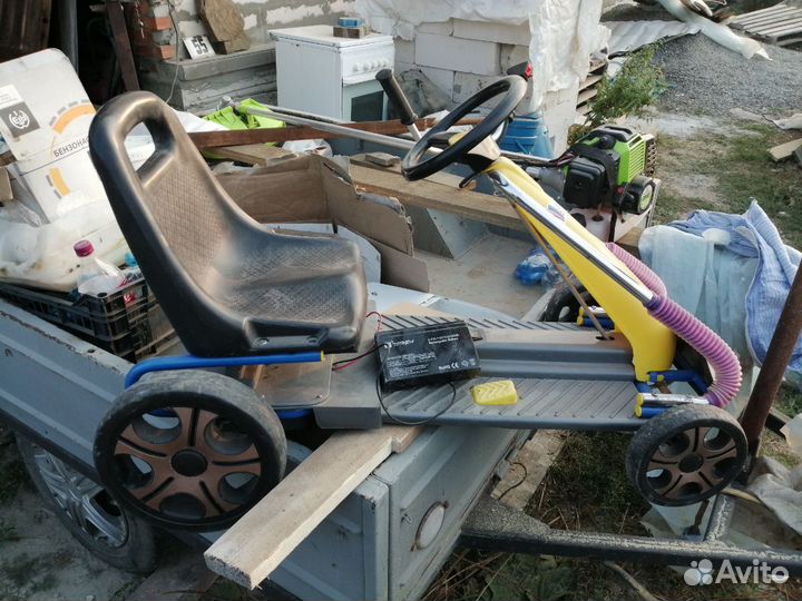 Продаётся детский автоомобиль. Электромобиль