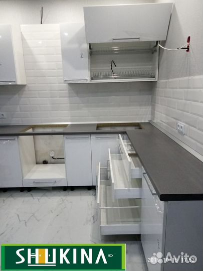 Кухни на заказ бесплатный замер