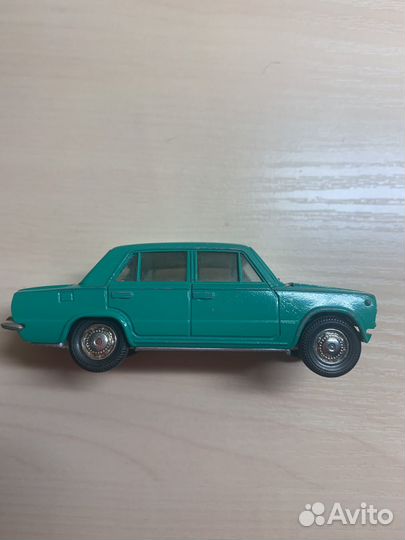 Модели автомобилей СССР жигули 2101
