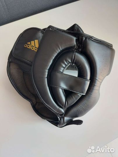 Боксерский шлем adidas