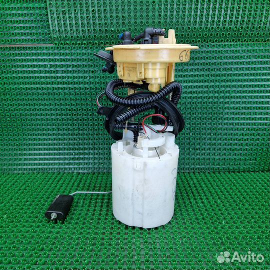 Насос топливный в бак Volkswagen Tiguan 5N1 2008