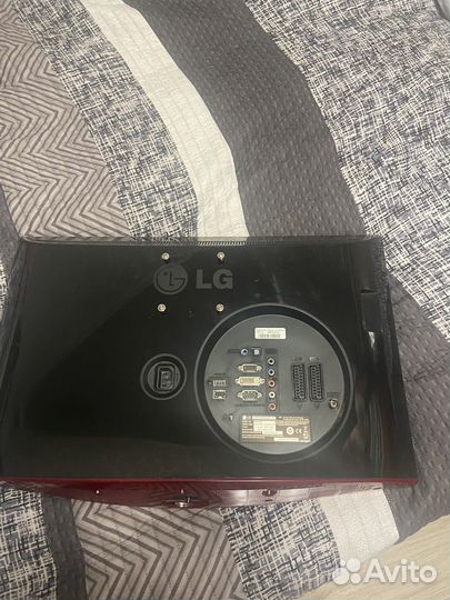 Телевизор LG 22 дюйма