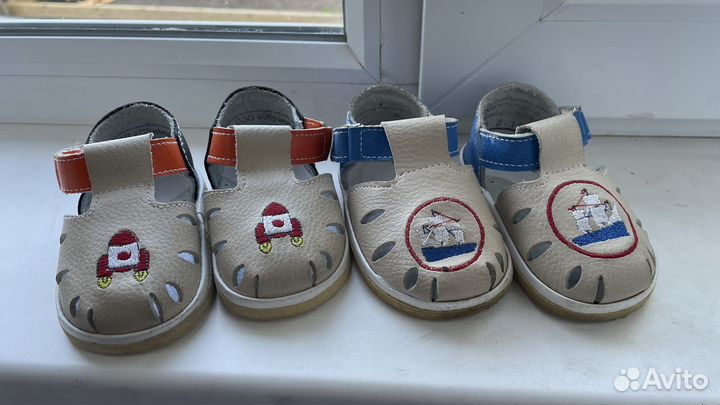 Сандалики для малыша новые