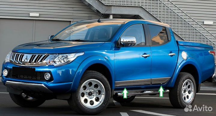 Молдинги дверей Mitsubishi L200 (новые)