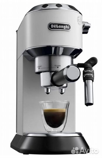 Кофеварка рожковая DeLonghi Dedica EC685.W