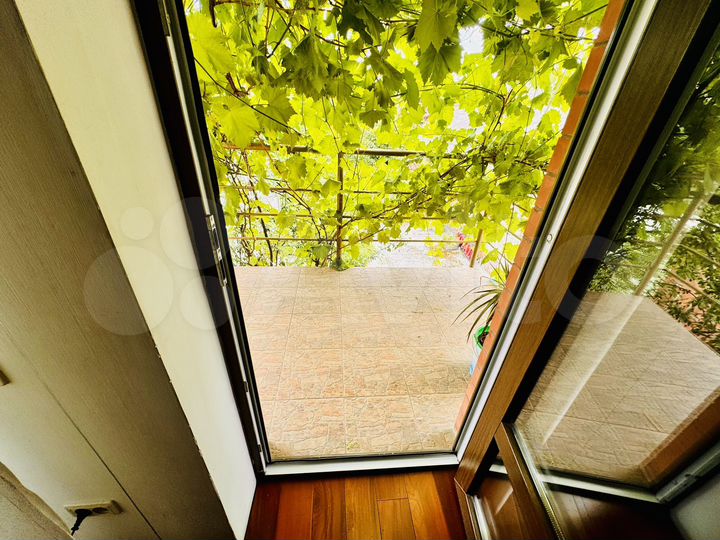 Дом 206 м² на участке 6 сот.