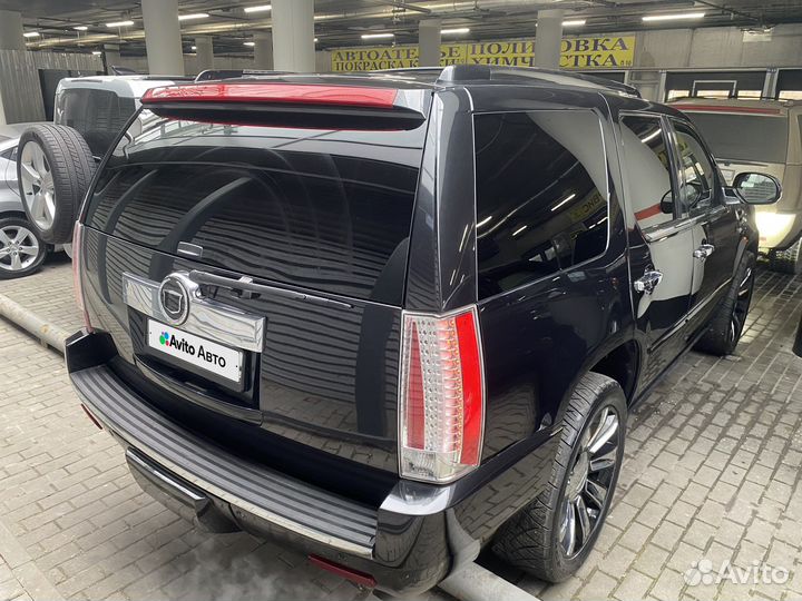 Cadillac Escalade 6.2 AT, 2011, 215 000 км