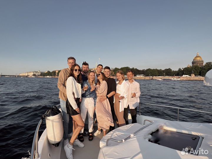 Аренда катера для мероприятия