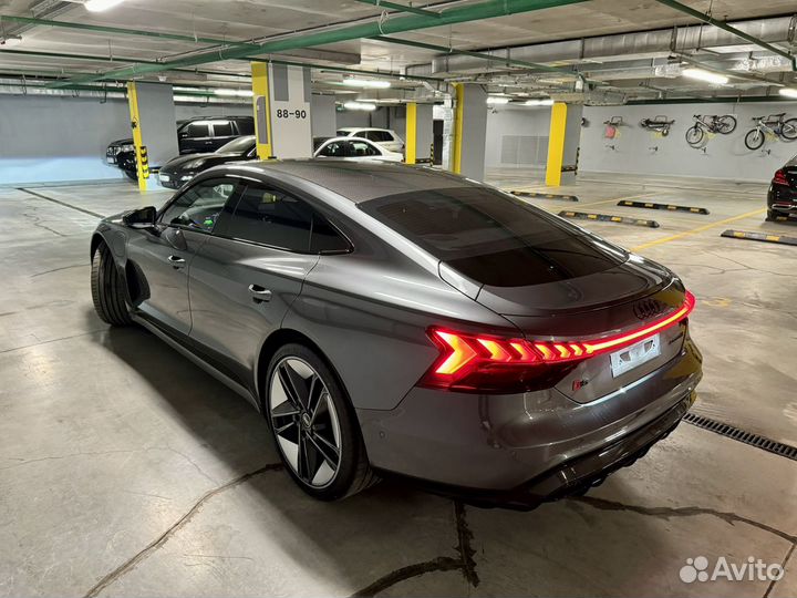 Audi RS e-tron GT 646 л.с. AT, 2021, 4 999 км